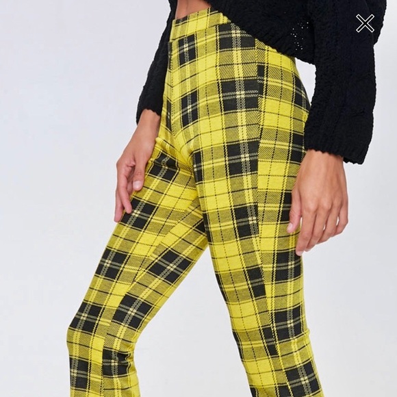 Plaid Flare Pants - Picture 3 of 4